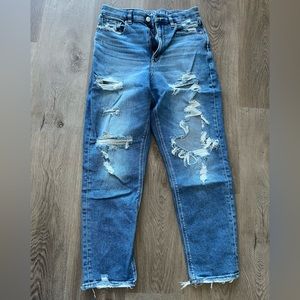 American Eagle Curvy Mom Jean
